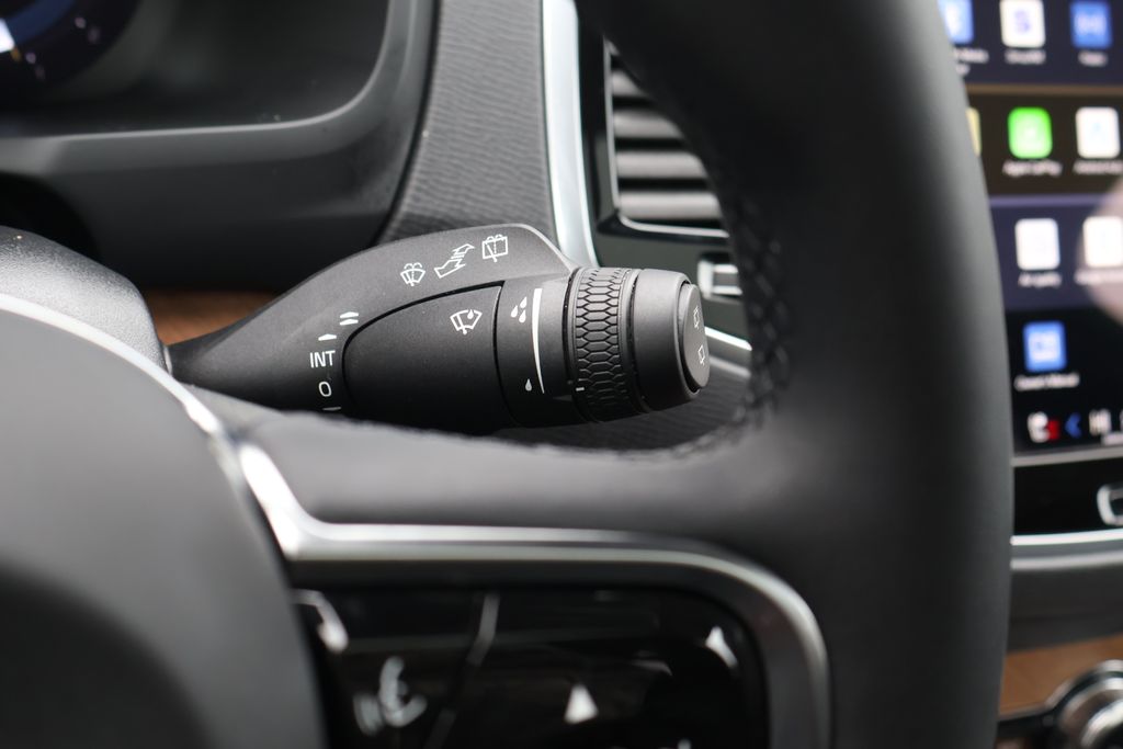 Thumbnail: 2024 Volvo XC90 - 25