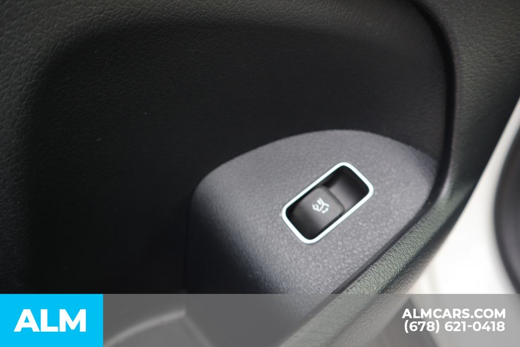 Used 2025 White Mercedes-Benz GLS 450 image 15