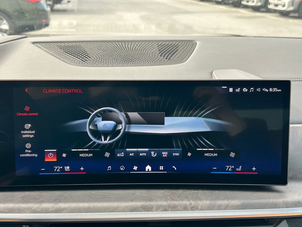 2026 BMW X5 xDrive50e 24