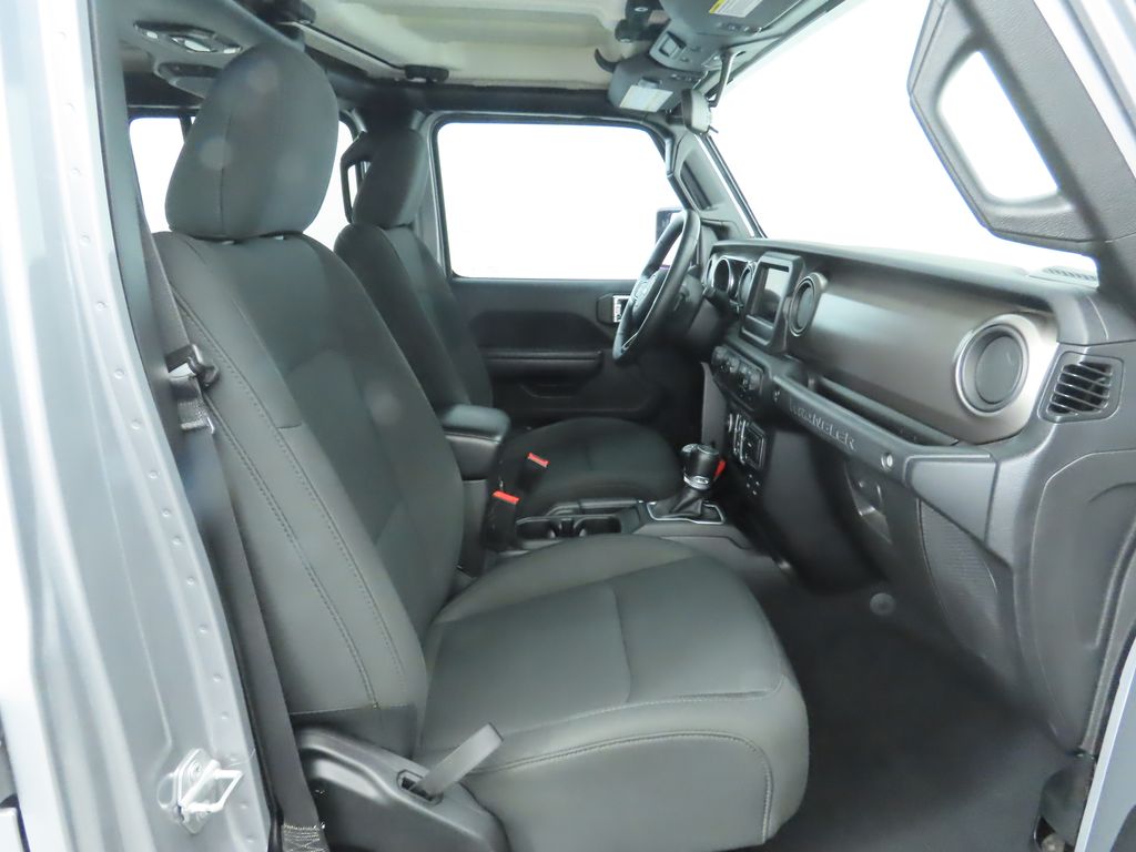 Thumbnail: 2018 Jeep Wrangler - 20