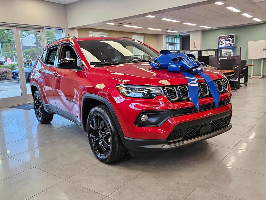 2026 Jeep Compass Altitude's photo