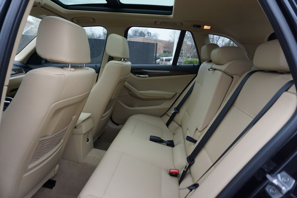 Thumbnail: 2015 BMW X1 - 13