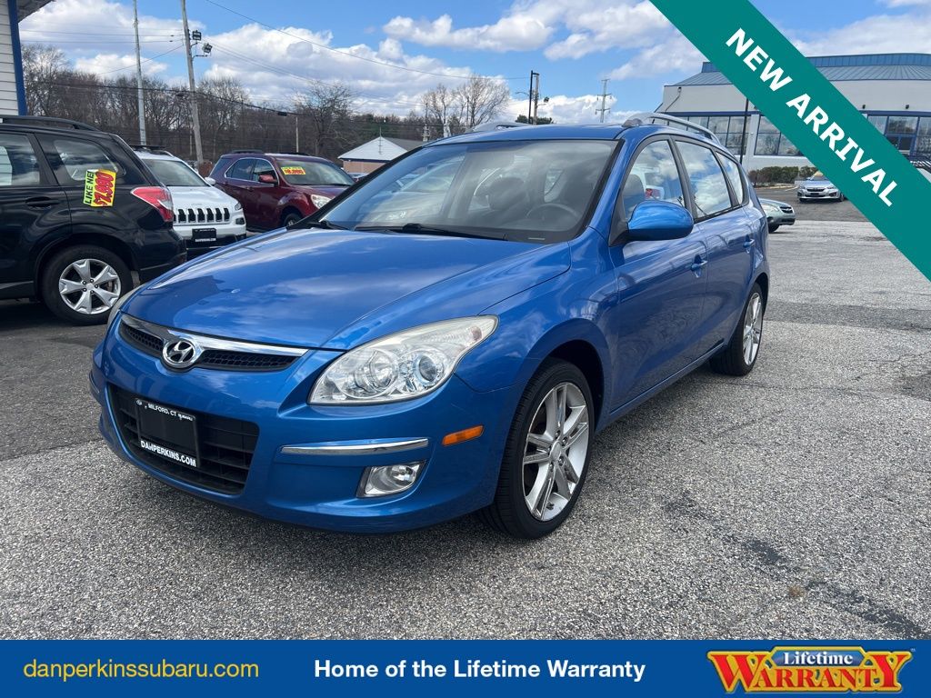 Vivid Blue Metallic 2011 Hyundai Elantra Touring SE FWD Hatchback Front-Wheel Drive 4-Speed Automatic