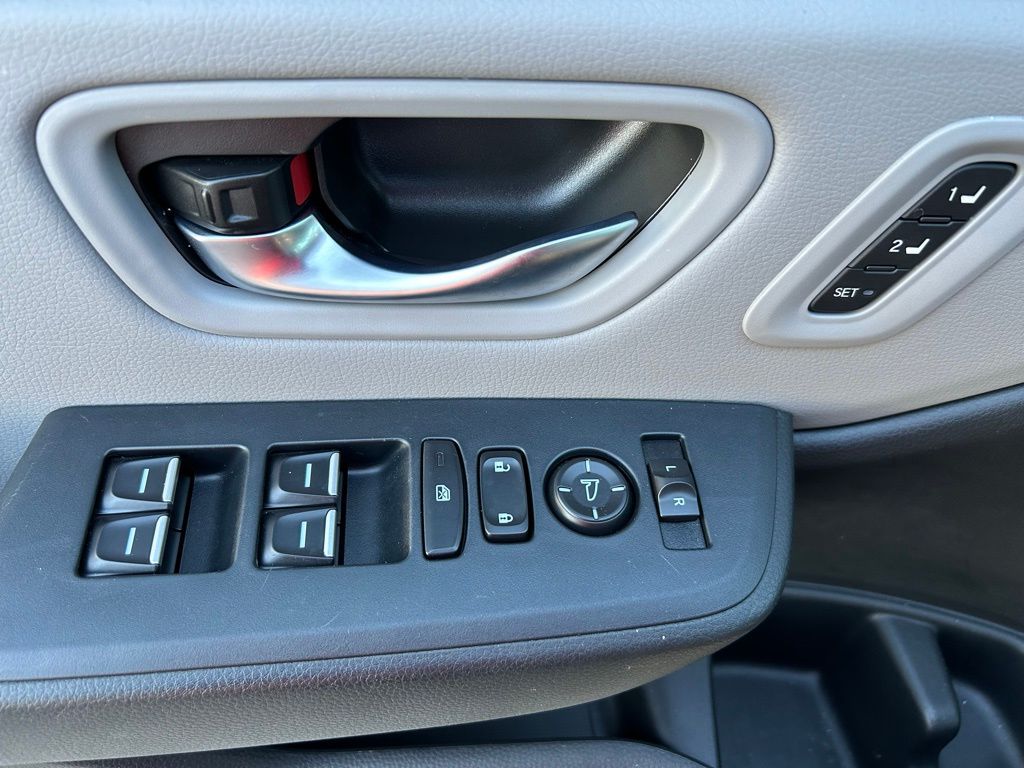 Thumbnail: 2025 Honda Pilot - 18