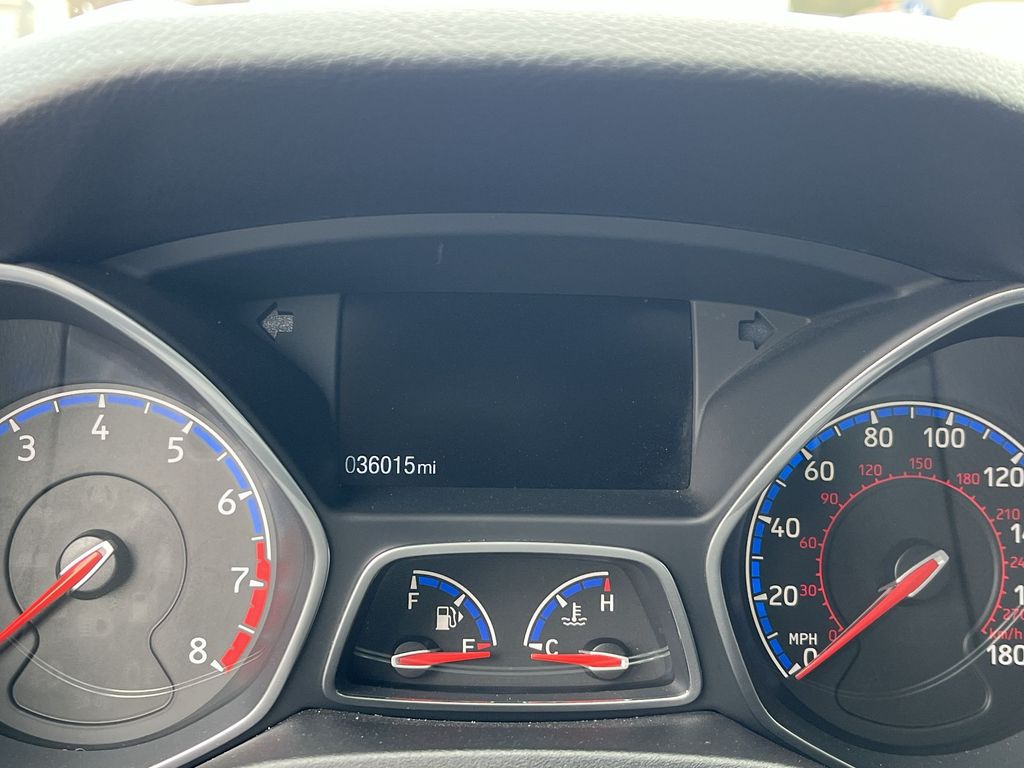 Thumbnail: 2018 Ford Focus - 15