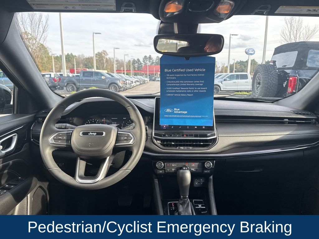 2022 Jeep Compass Altitude FWD