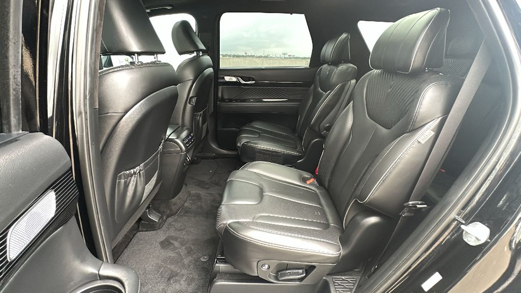 2023 Hyundai Palisade Calligraphy Black at Gullo Toyota