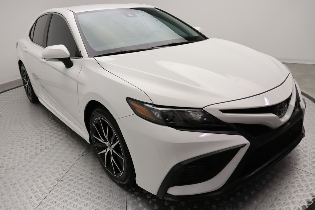 Thumbnail: 2023 Toyota Camry - 6