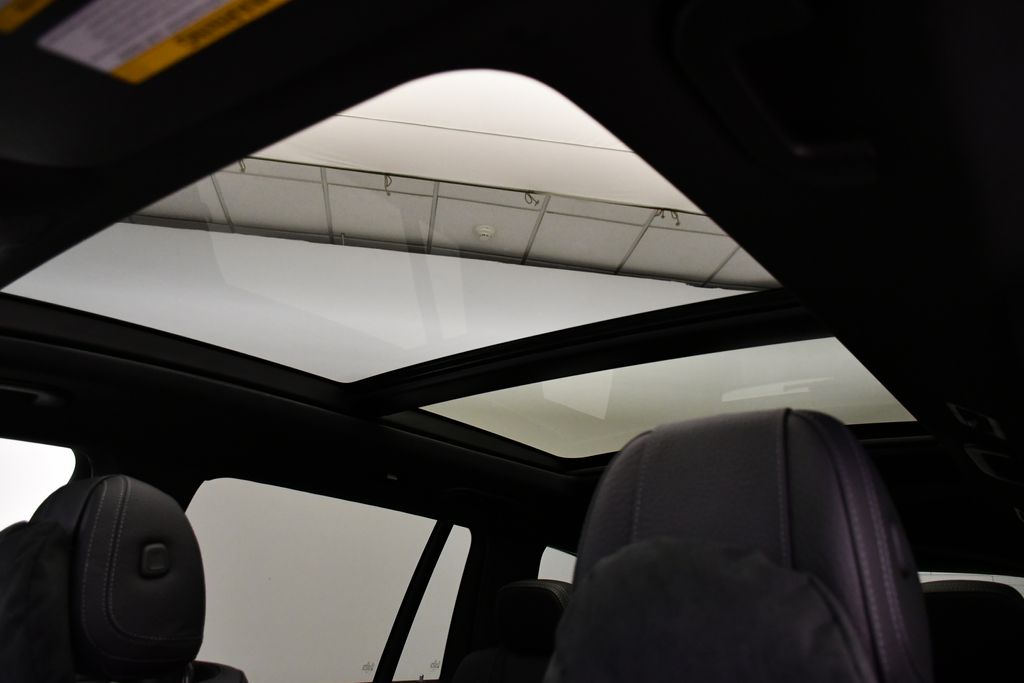 Thumbnail: 2026 Mercedes-Benz GLS - 17