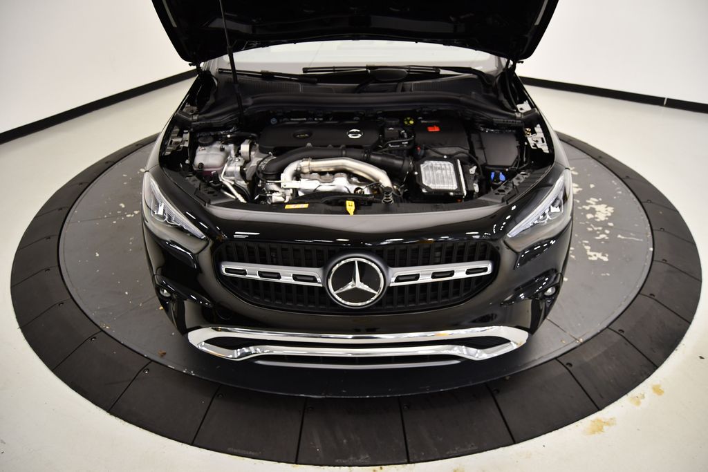 2025 Mercedes-Benz GLA 250 4MATIC 11