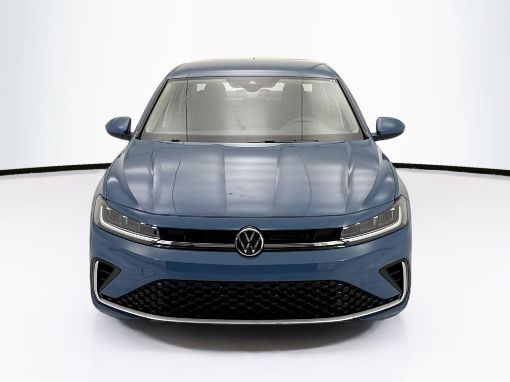 Thumbnail: 2025 Volkswagen Jetta - 2