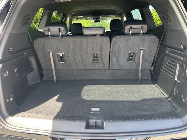 Used 2025 Buick Enclave SUV