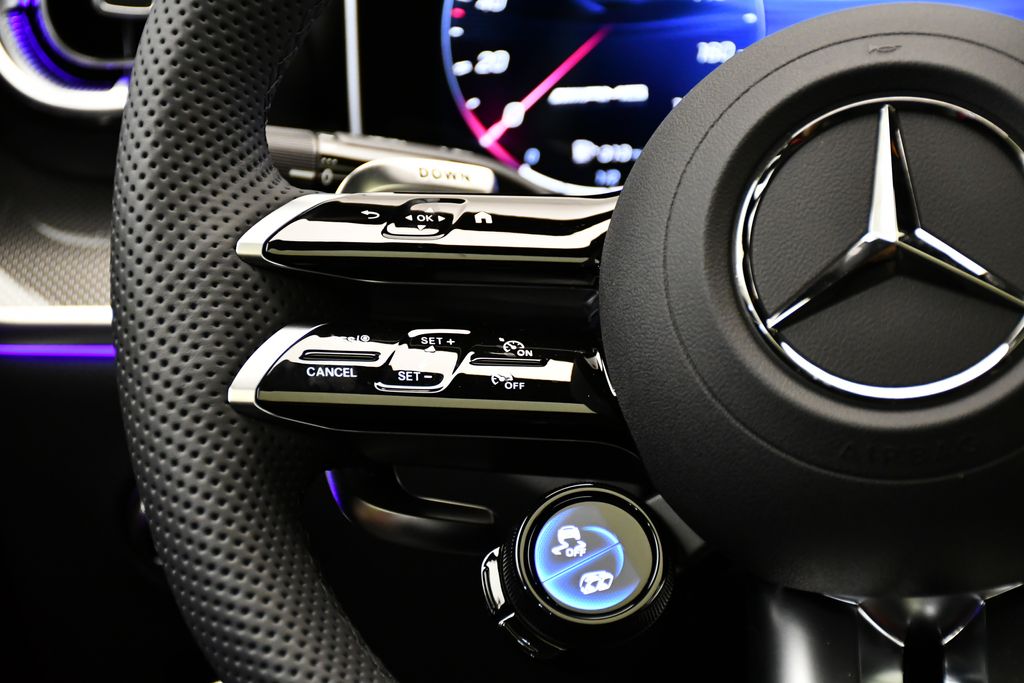 Thumbnail: 2026 Mercedes-Benz GLC - 24