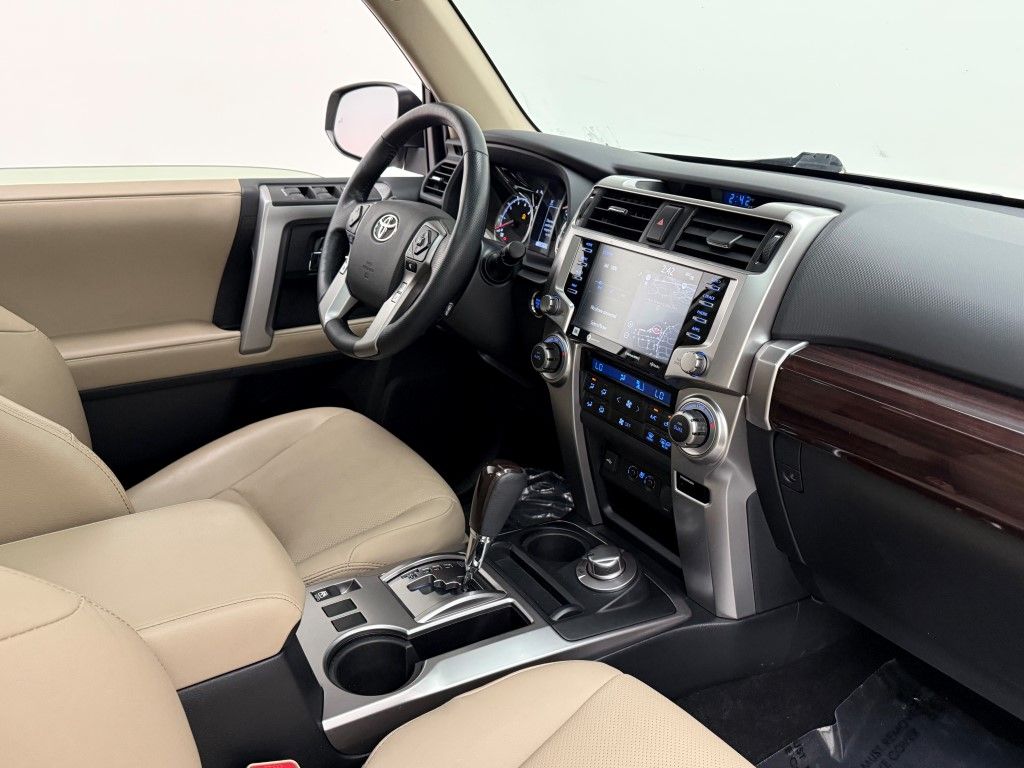 Thumbnail: 2023 Toyota 4Runner - 14