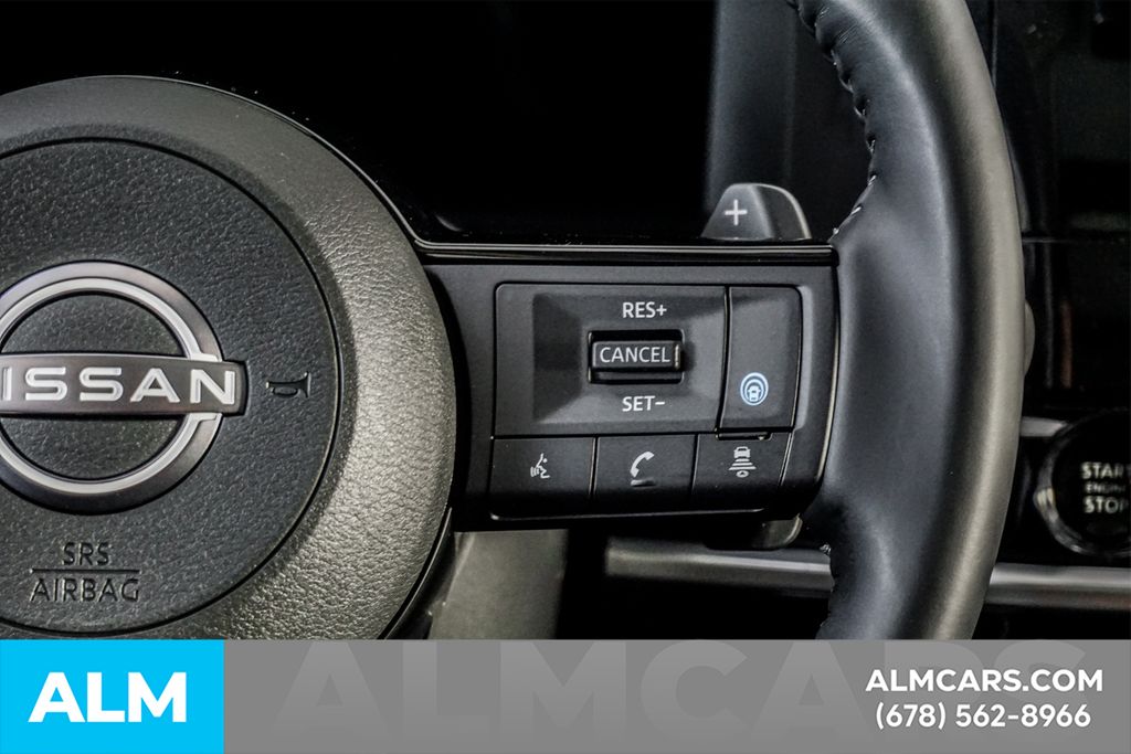 Used 2025 Red Nissan Platinum image 29