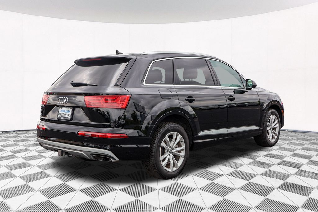 2019 Audi Q7 55 Premium Plus 9