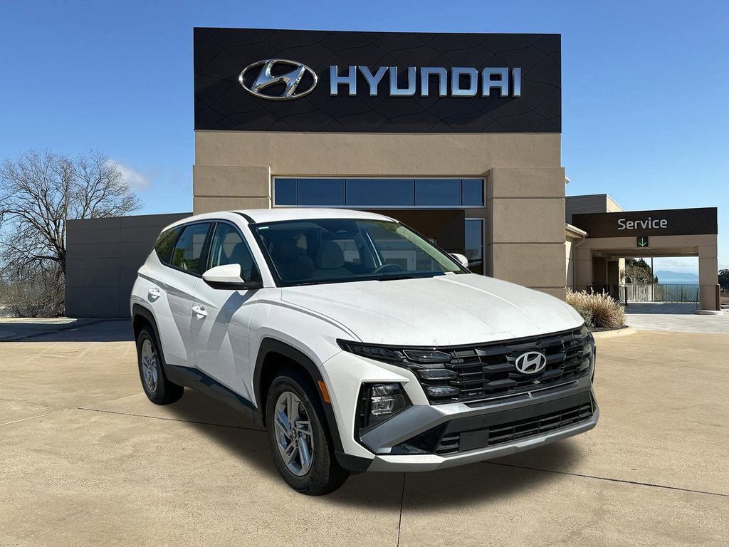 2025 Hyundai Tucson SE
