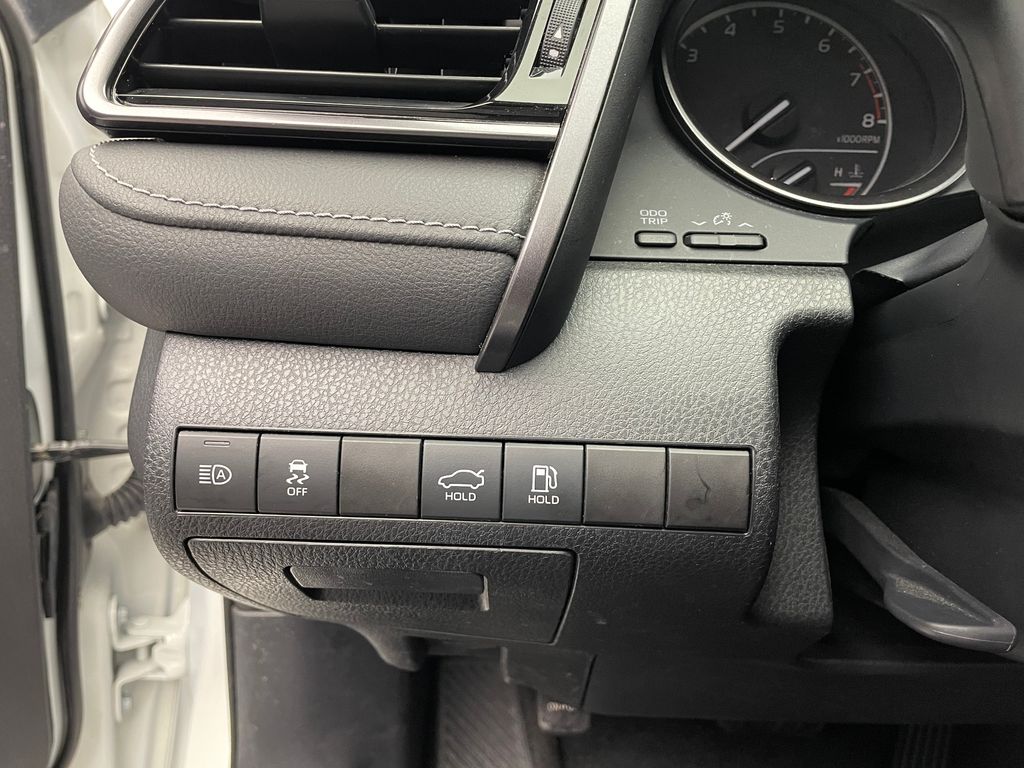 2023 Toyota Camry SE 20