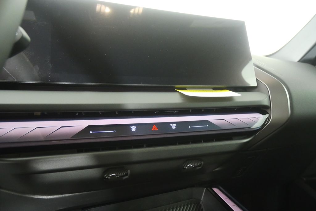 Thumbnail: 2026 BMW X3 - 21