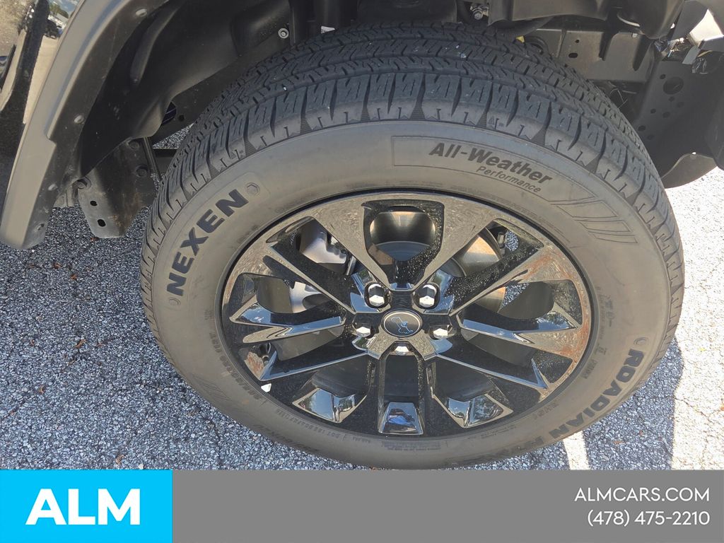 Used 2025 Black Jeep Sahara 4xe image 19