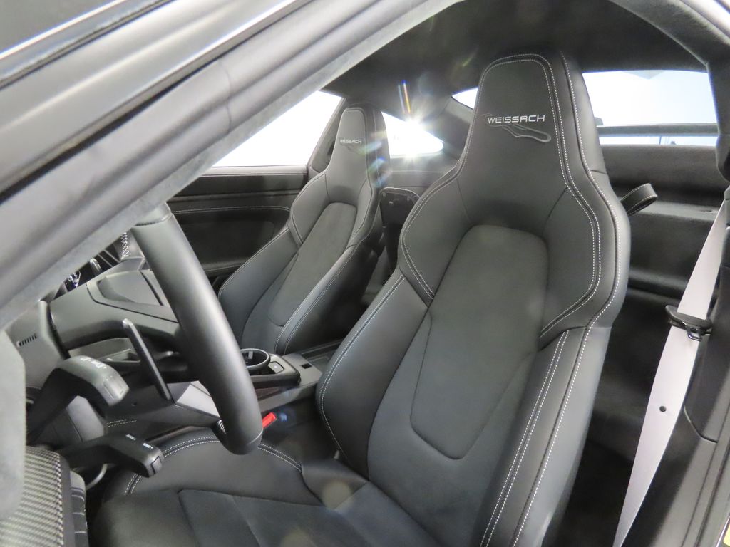 Thumbnail: 2026 Porsche 911 - 5