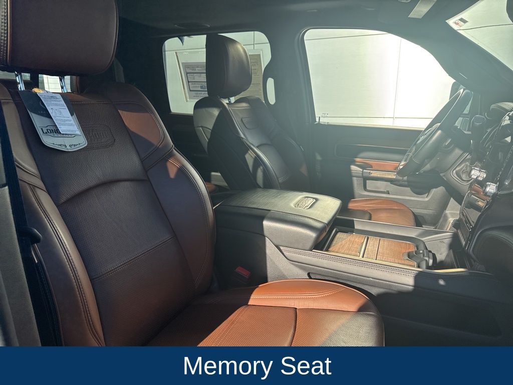 2023 Ram 3500 Limited Longhorn Crew Cab 4x4 8' Box