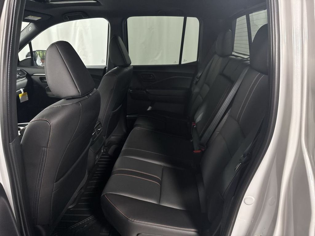 new 2025 Honda Ridgeline car, priced at $47,285