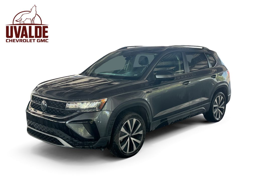 2024 Volkswagen Taos SE FWD