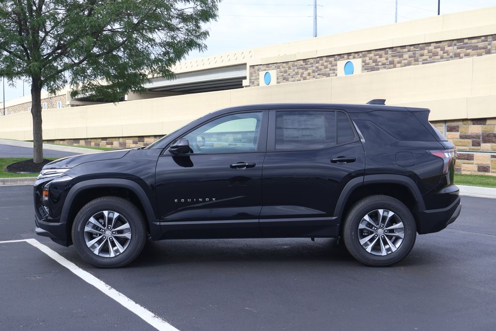 Thumbnail: 2026 Chevrolet Equinox - 4