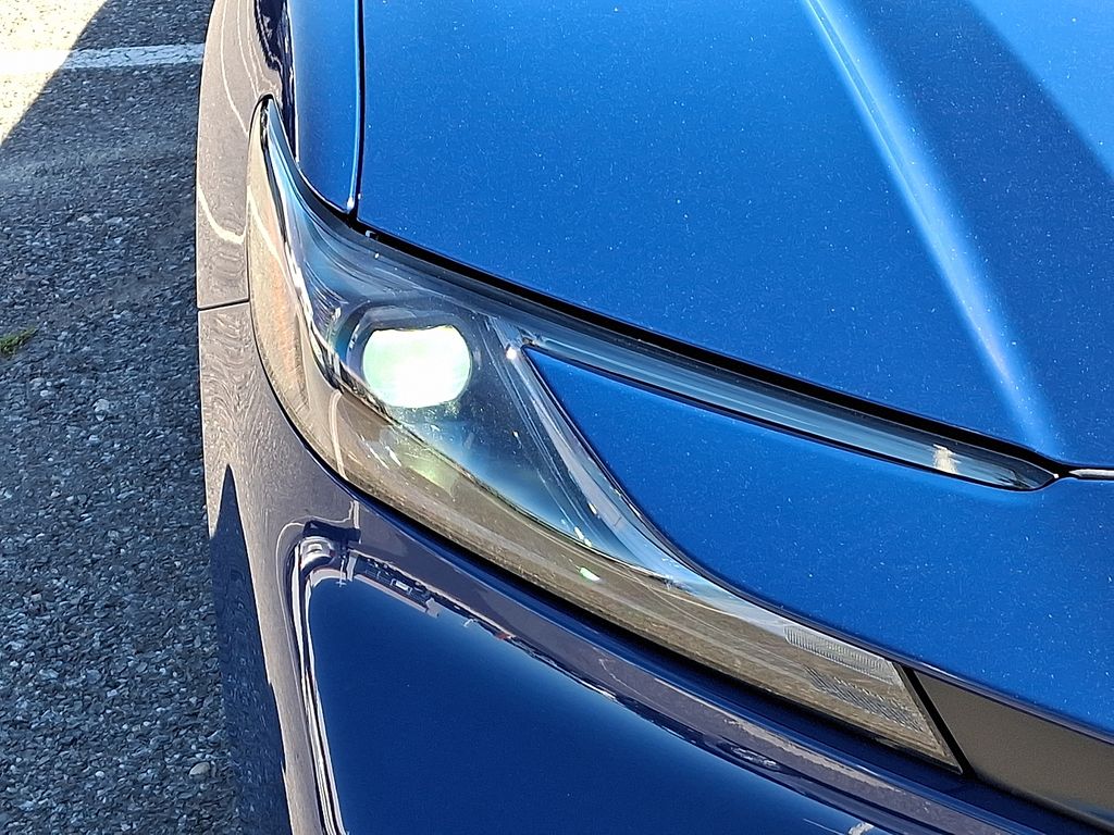 Thumbnail: 2025 Toyota Camry - 9