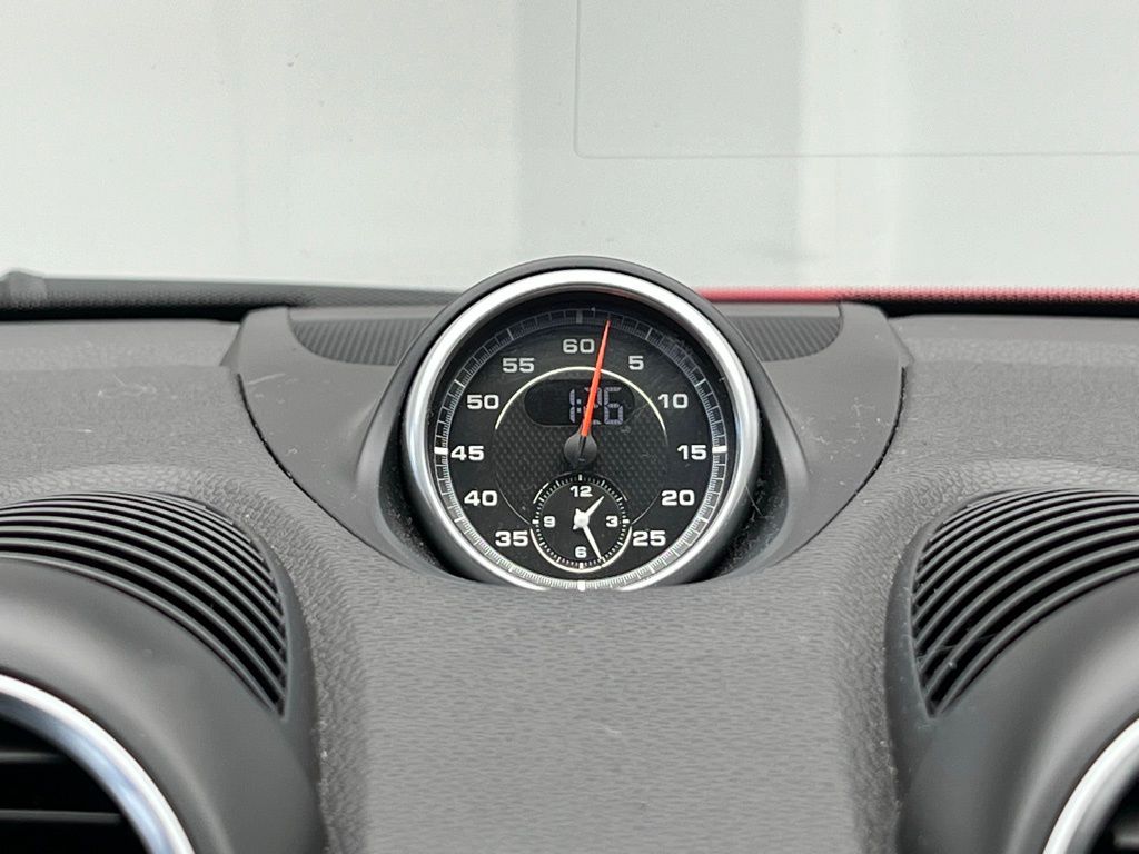 Thumbnail: 2018 Porsche 718 Cayman - 13