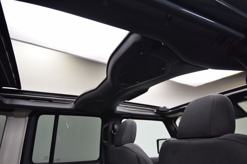 new 2026 Jeep Wrangler car, priced at $47,623