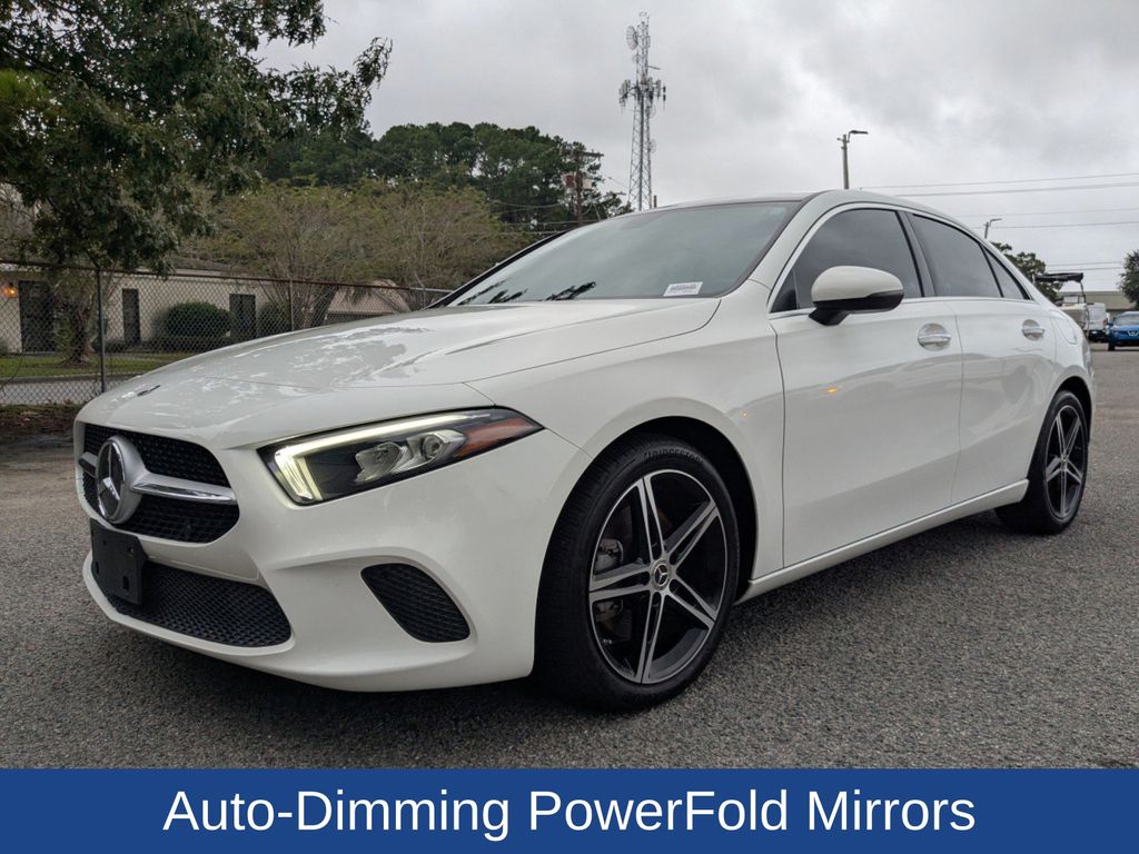2022 Mercedes-Benz A 220 4MATIC