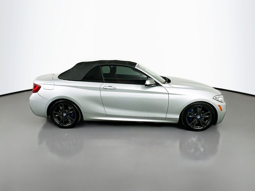 Thumbnail: 2016 BMW 2 Series - 4