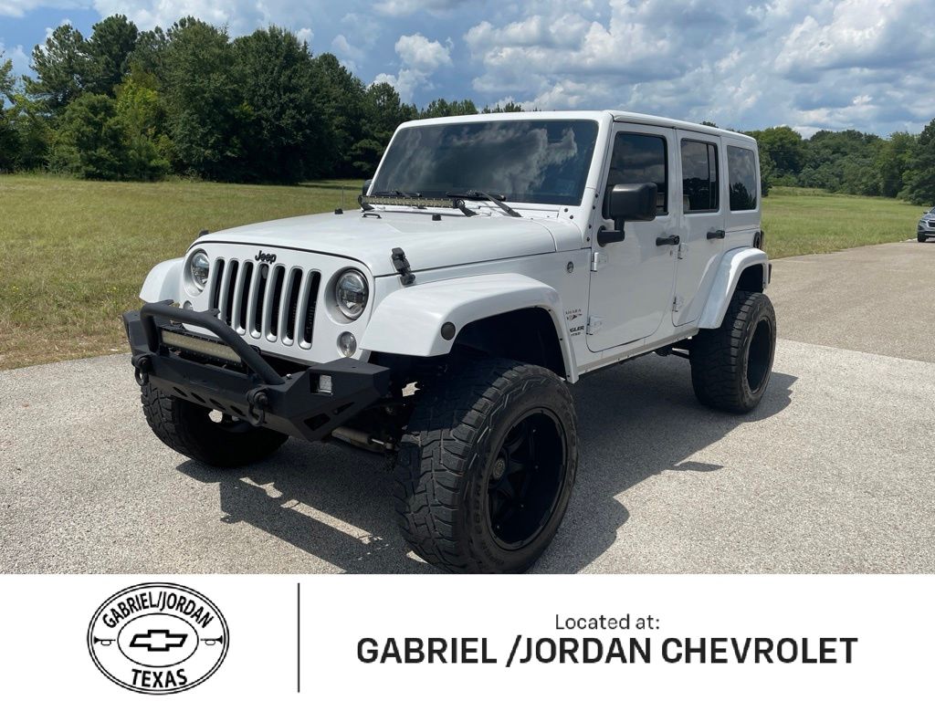 2017 Jeep Wrangler Unlimited Sahara 4WD