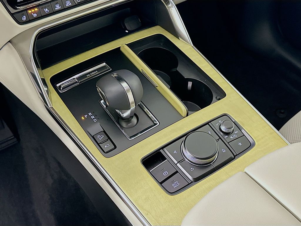 Thumbnail: 2025 Mazda CX-90 - 17