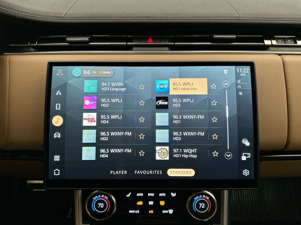 Thumbnail: 2023 Land Rover Range Rover - 28