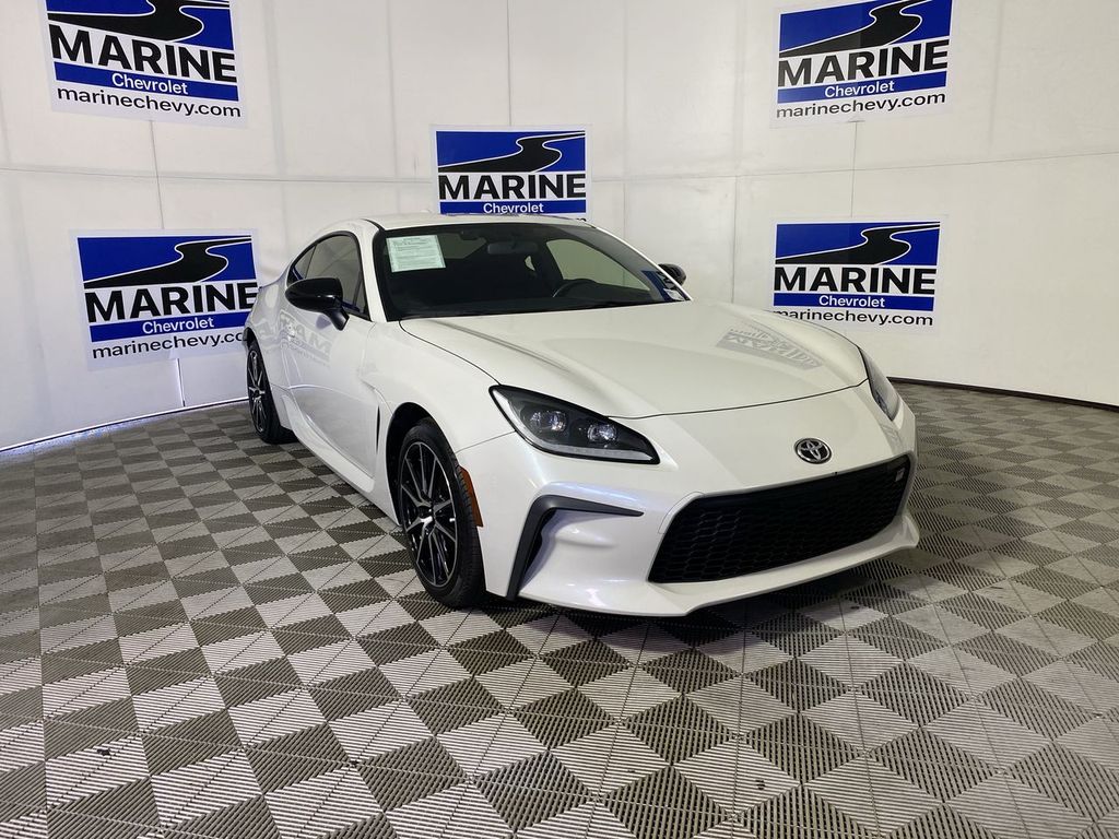 2024 Toyota GR86 RWD