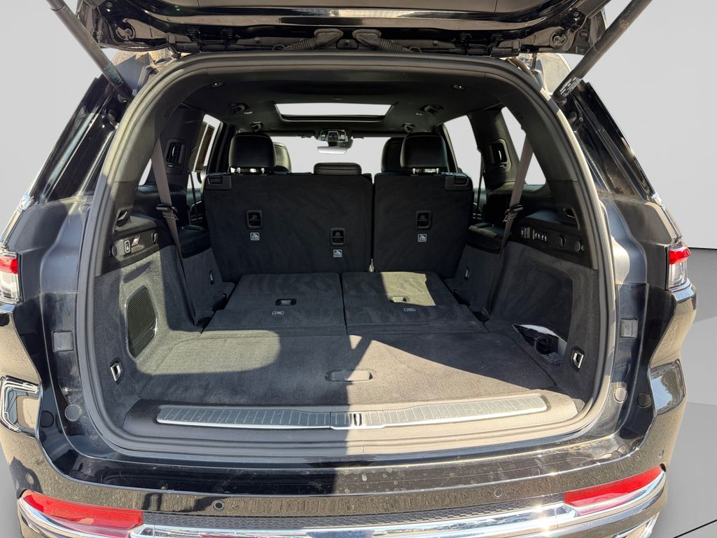 2022 Jeep Grand Cherokee L Overland Black at South Hills CDJR