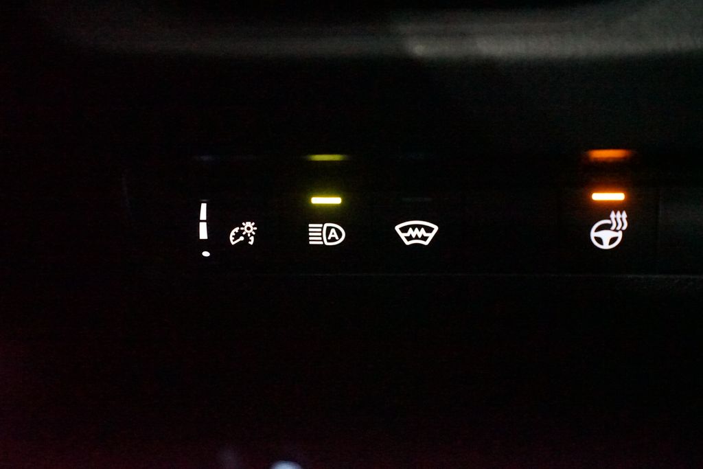 Thumbnail: 2024 Toyota RAV4 - 24