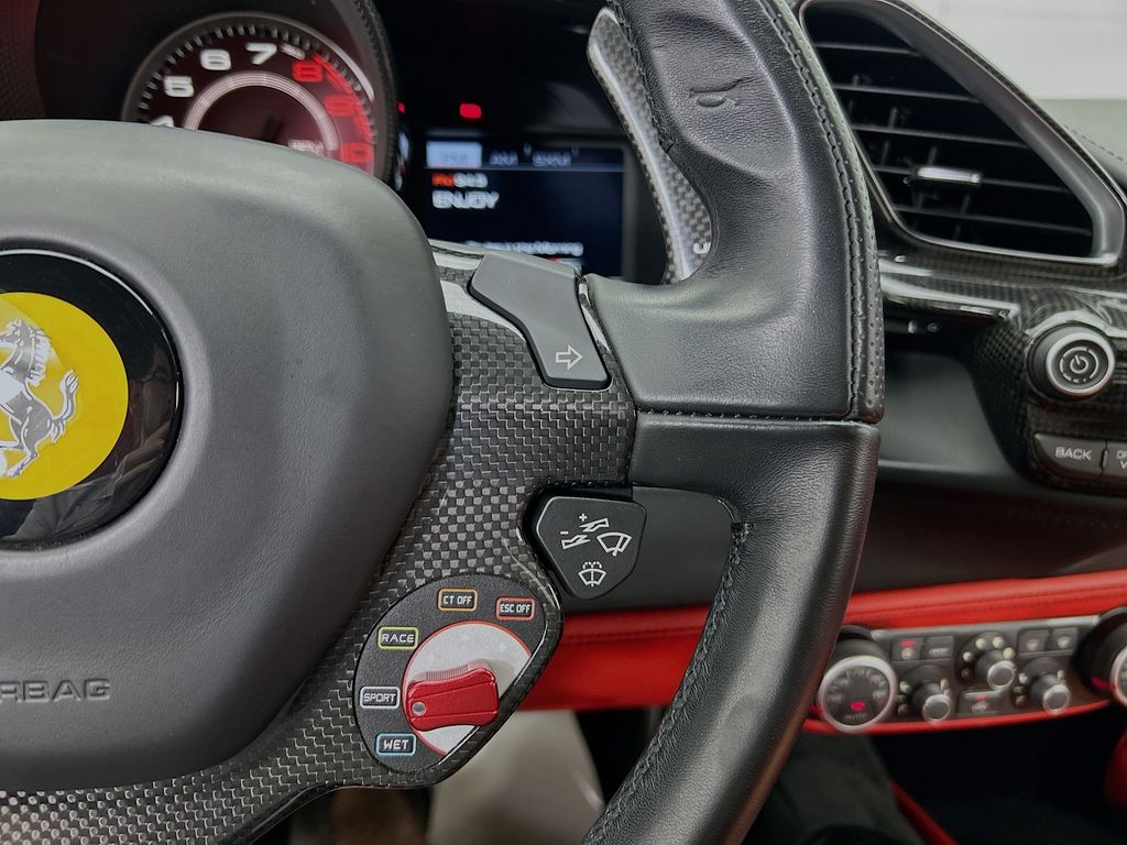 Thumbnail: 2018 Ferrari 488 - 12