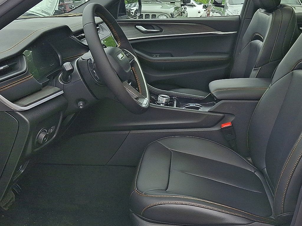New 2026 Jeep Grand Cherokee L SUV