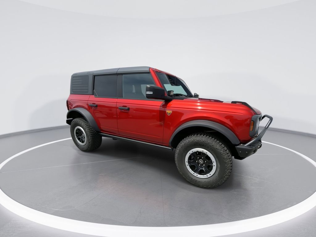 Used 2022 Chili Pepper Red Ford Badlands image 2