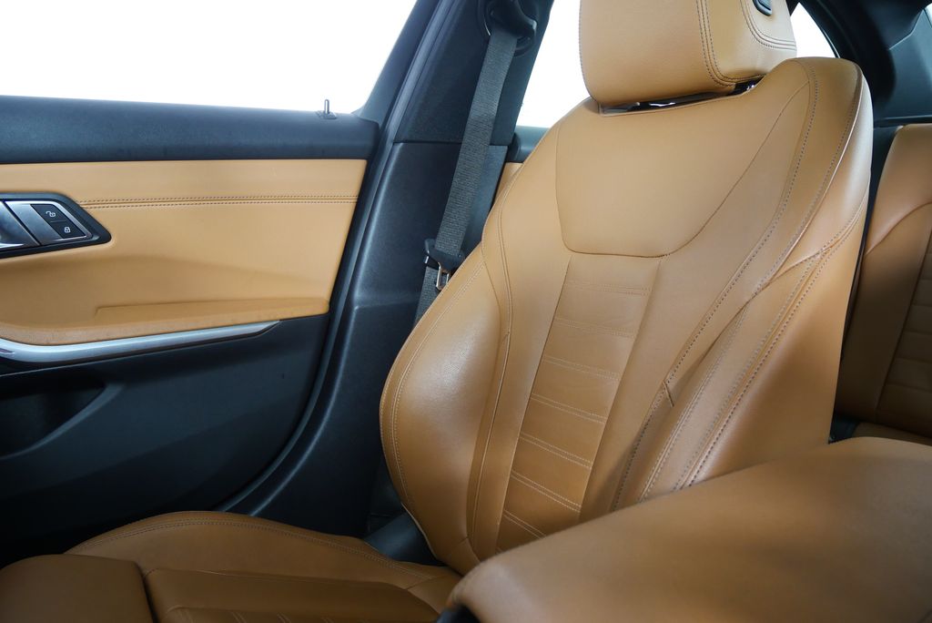 Thumbnail: 2021 BMW 3 Series - 27