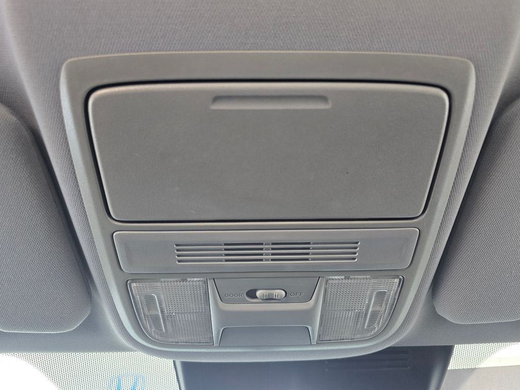 Thumbnail: 2022 Honda CR-V - 16