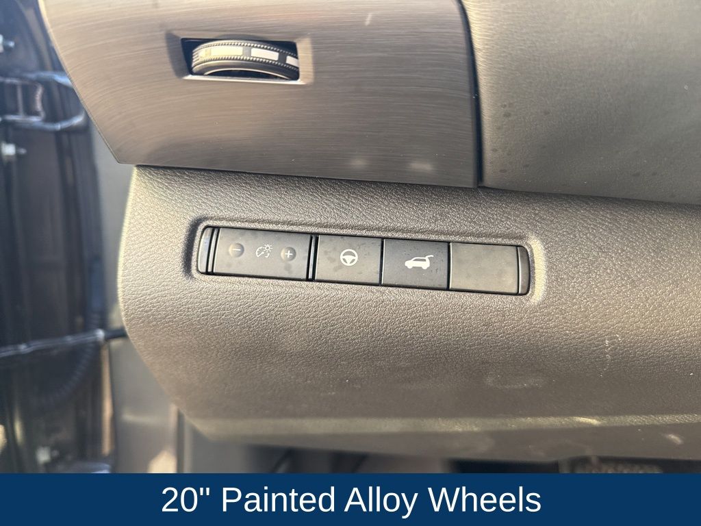 2024 Nissan Pathfinder SL FWD