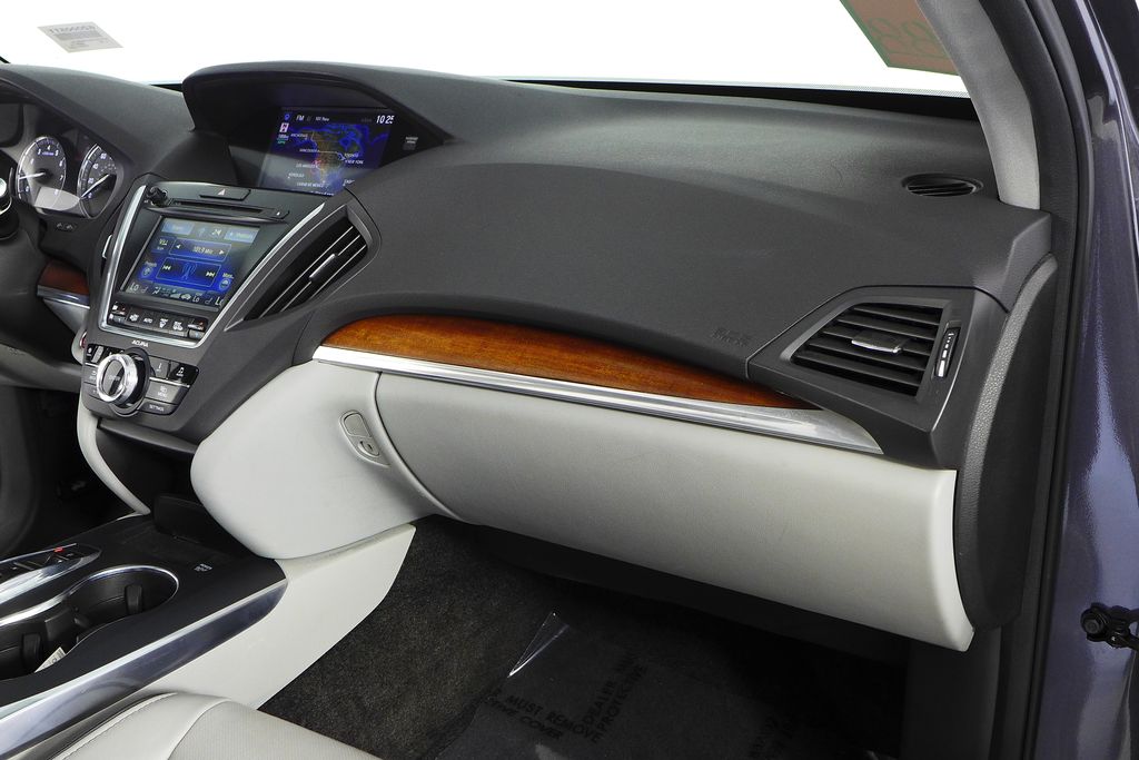 Thumbnail: 2017 Acura MDX - 14