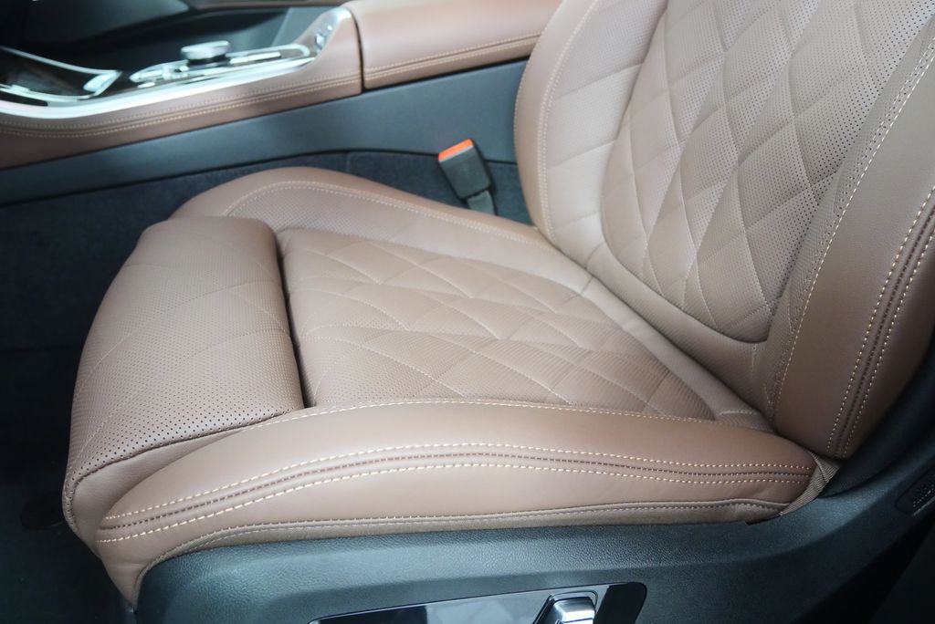 Thumbnail: 2026 BMW X5 - 9
