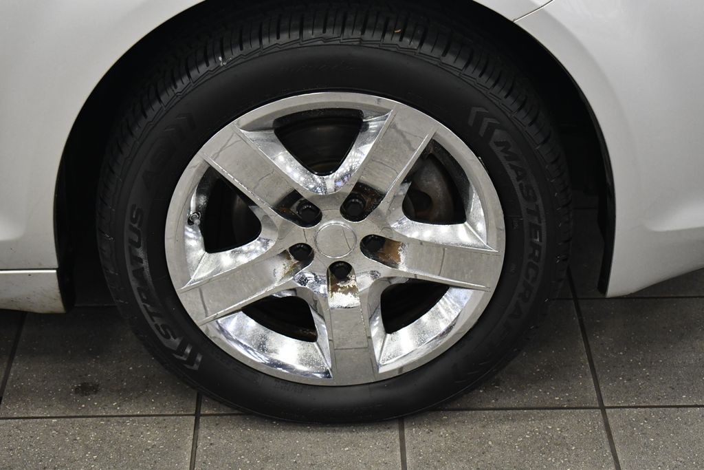 Thumbnail: 2009 Chevrolet Malibu - 10