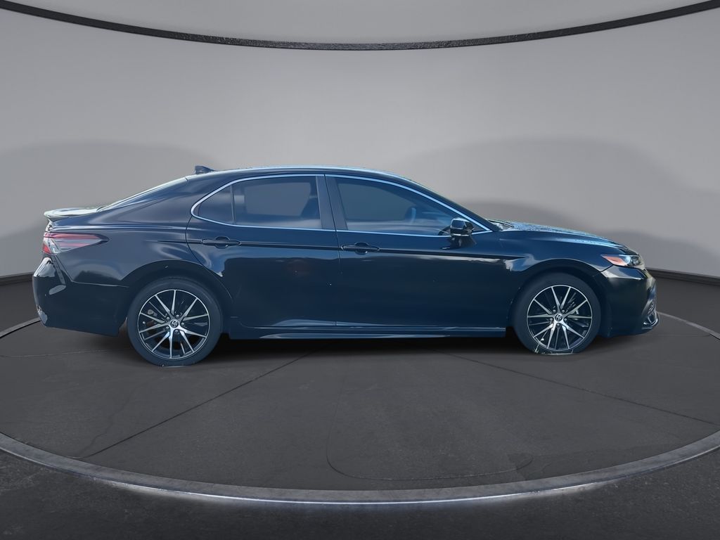 Thumbnail: 2023 Toyota Camry - 9